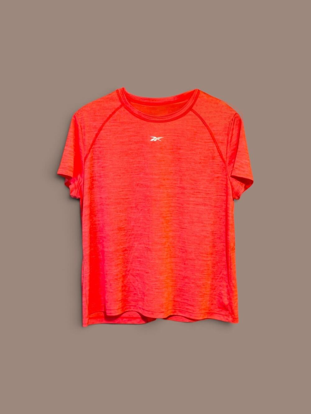 Reebok Womens XL Coral Orange Short Sleeve Tech Training T-Shirt Sm Center Logo